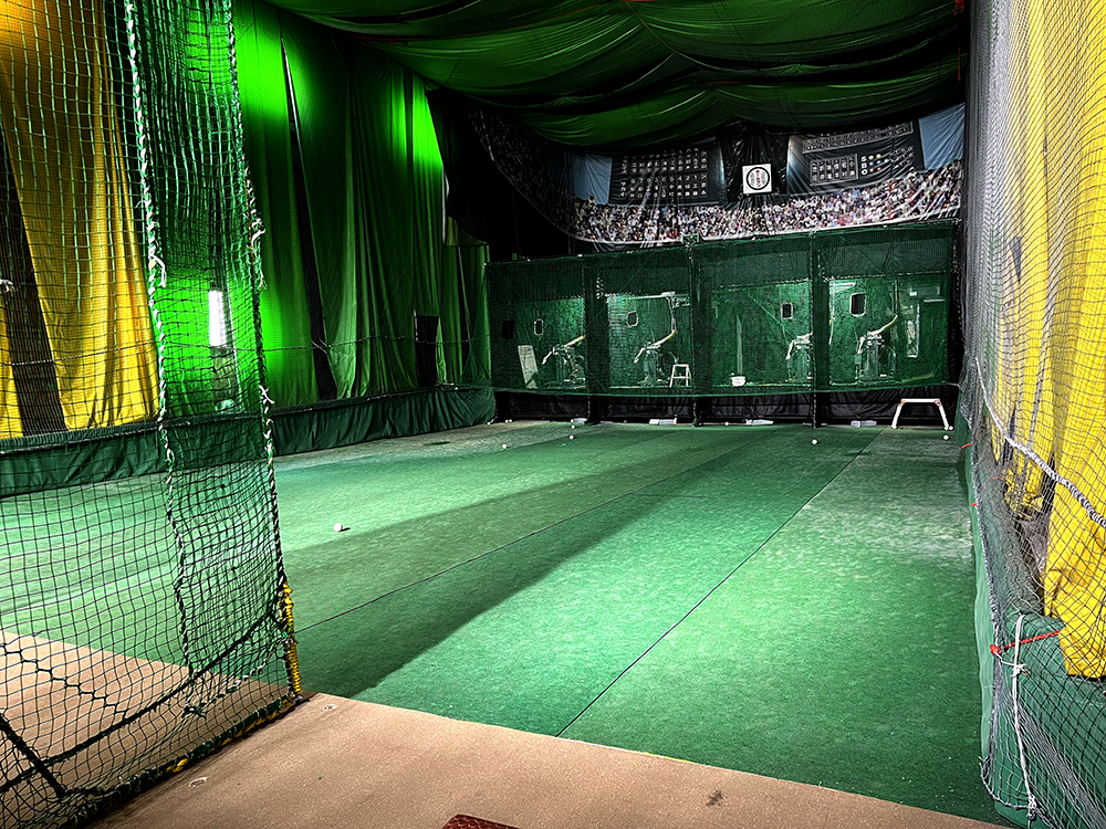 バッティングセンター内画像02